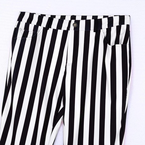 🤠Youth Black & White Striped Bell High Rise Flare Punchy Girls Jeans - Picture 5 of 5